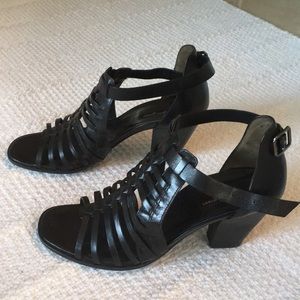 Paul Green black leather sandal